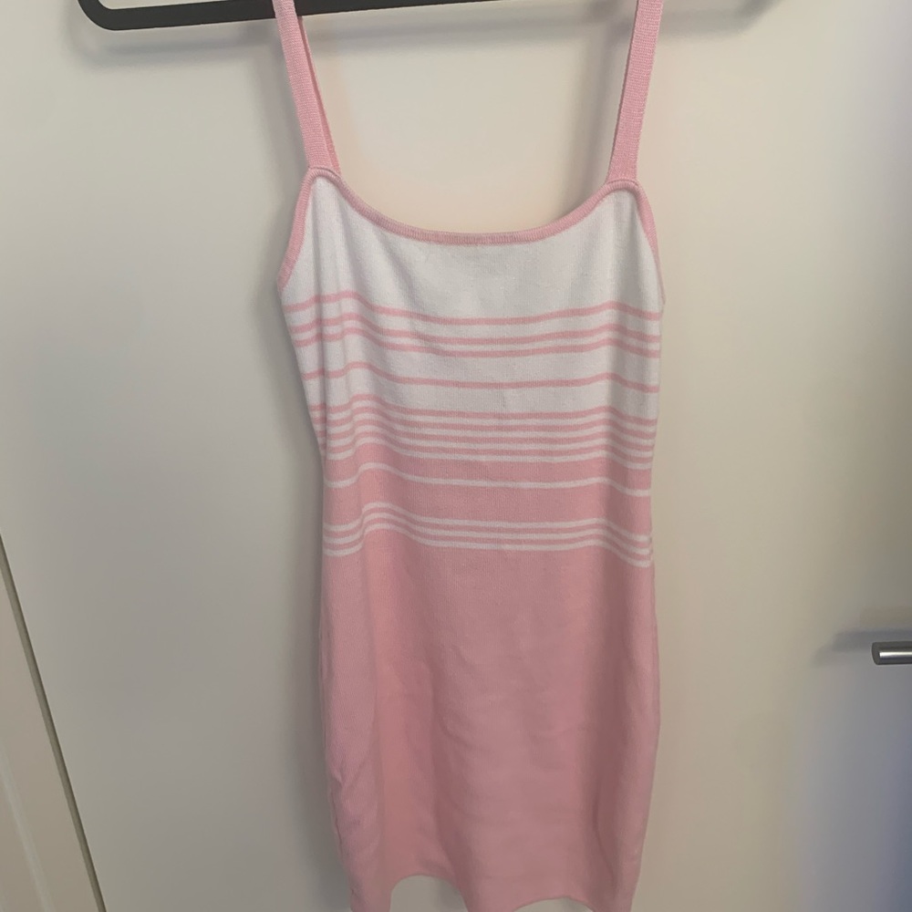 Super down pink and white dress